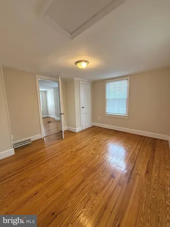 $2,450 | 422 Dunmore Street, Fredericksburg, VA 22401