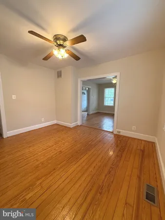 $2,450 | 422 Dunmore Street, Fredericksburg, VA 22401