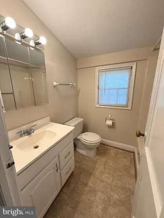 $2,450 | 422 Dunmore Street, Fredericksburg, VA 22401