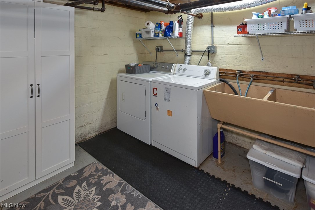 2607 Kingston Road Cleveland, OH 44118 - Photo 29 of 35