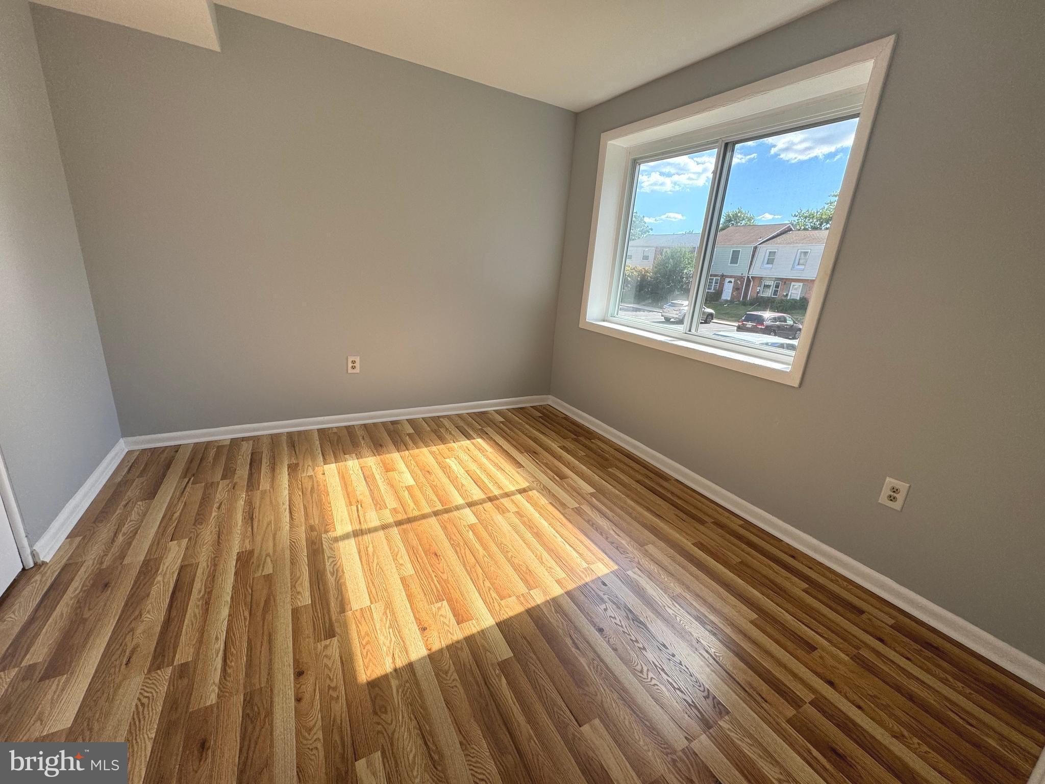 75 Timber Rock Road Gaithersburg, MD 20878 - Photo 28 of 32 Basement bedroom