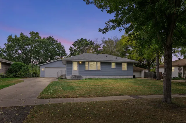 $285,000 | 10964 Magnolia Street Northwest, Coon Rapids, MN 55448