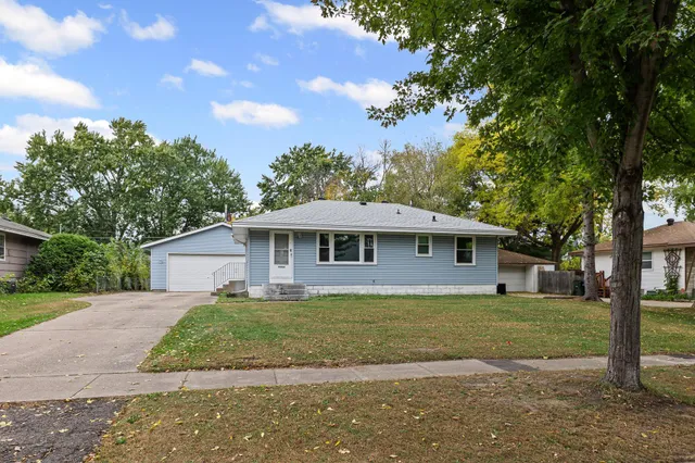 $285,000 | 10964 Magnolia Street Northwest, Coon Rapids, MN 55448