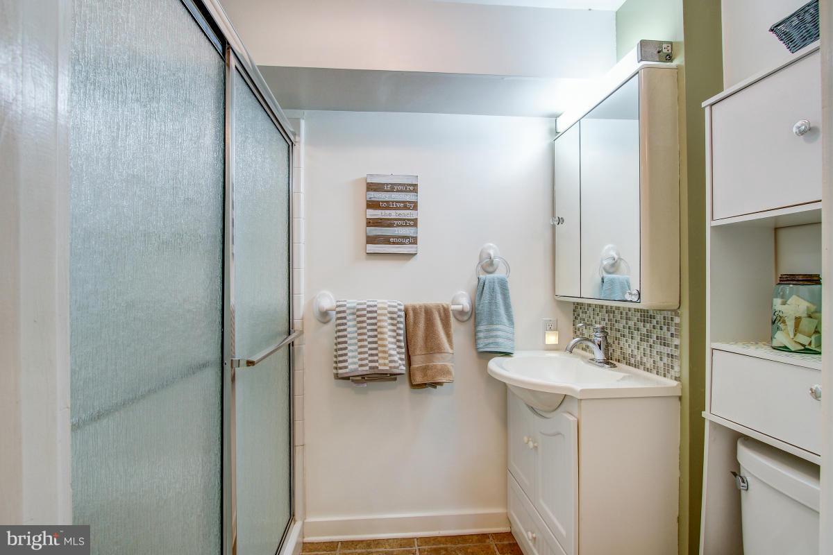 645 Fairhaven Road Tracys Landing, MD 20779 - Photo 18 of 30 Bath