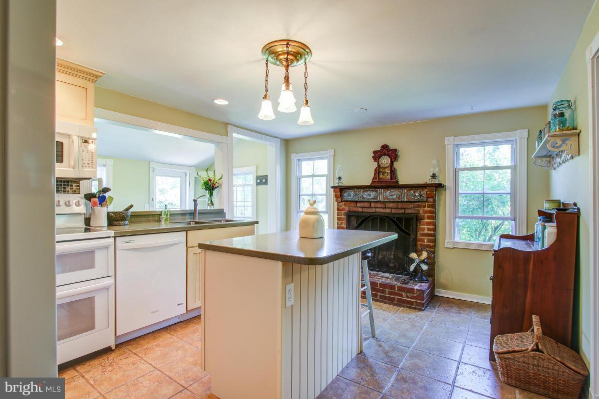645 Fairhaven Road Tracys Landing, MD 20779 - Photo 8 of 30 Kitchen