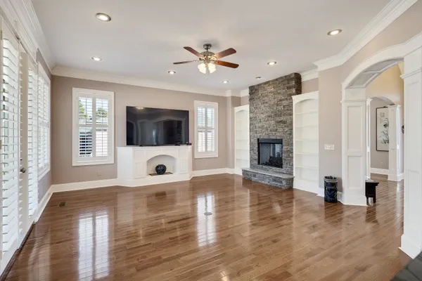 $579,900 | 115 Meadowbrook Drive, Bolivar, TN 38008