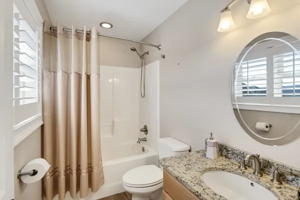 $579,900 | 115 Meadowbrook Drive, Bolivar, TN 38008