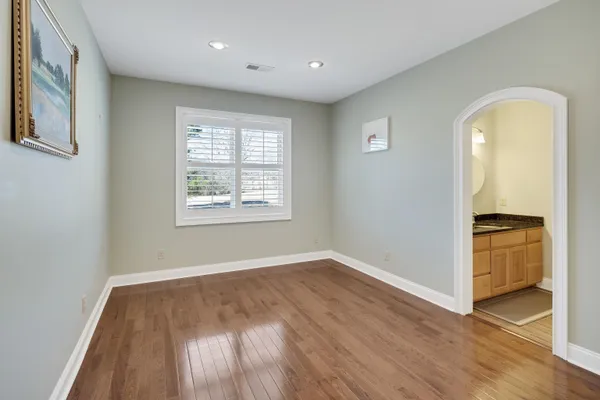 $579,900 | 115 Meadowbrook Drive, Bolivar, TN 38008