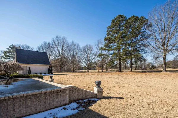 $579,900 | 115 Meadowbrook Drive, Bolivar, TN 38008