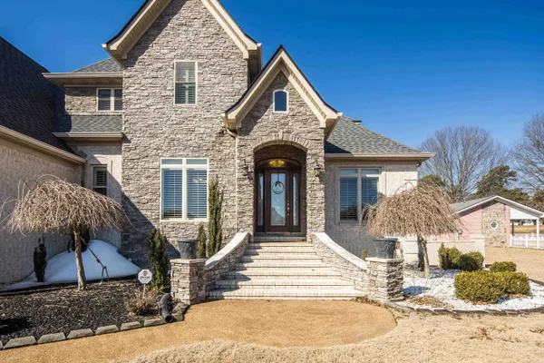 $579,900 | 115 Meadowbrook Drive, Bolivar, TN 38008