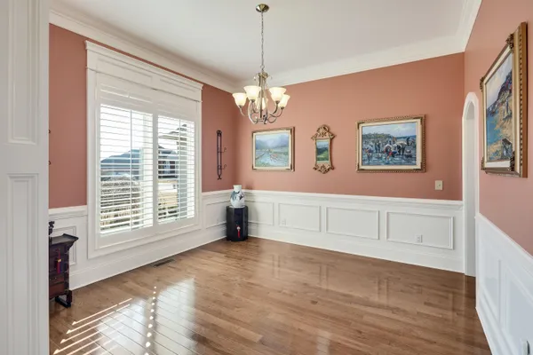 $579,900 | 115 Meadowbrook Drive, Bolivar, TN 38008