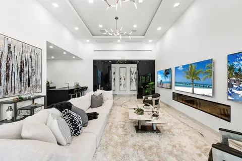 $12,990,000 | 4041 Country Club Lane, Fort Lauderdale, FL 33308