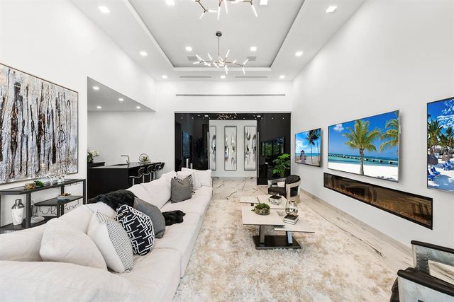 $12,990,000 | 4041 Country Club Lane, Fort Lauderdale, FL 33308