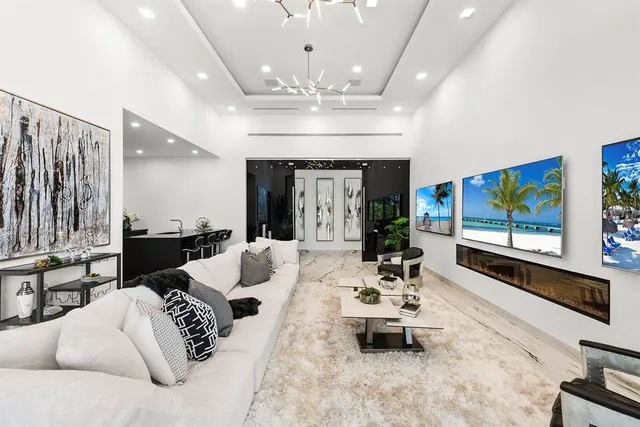 $12,990,000 | 4041 Country Club Lane, Fort Lauderdale, FL 33308