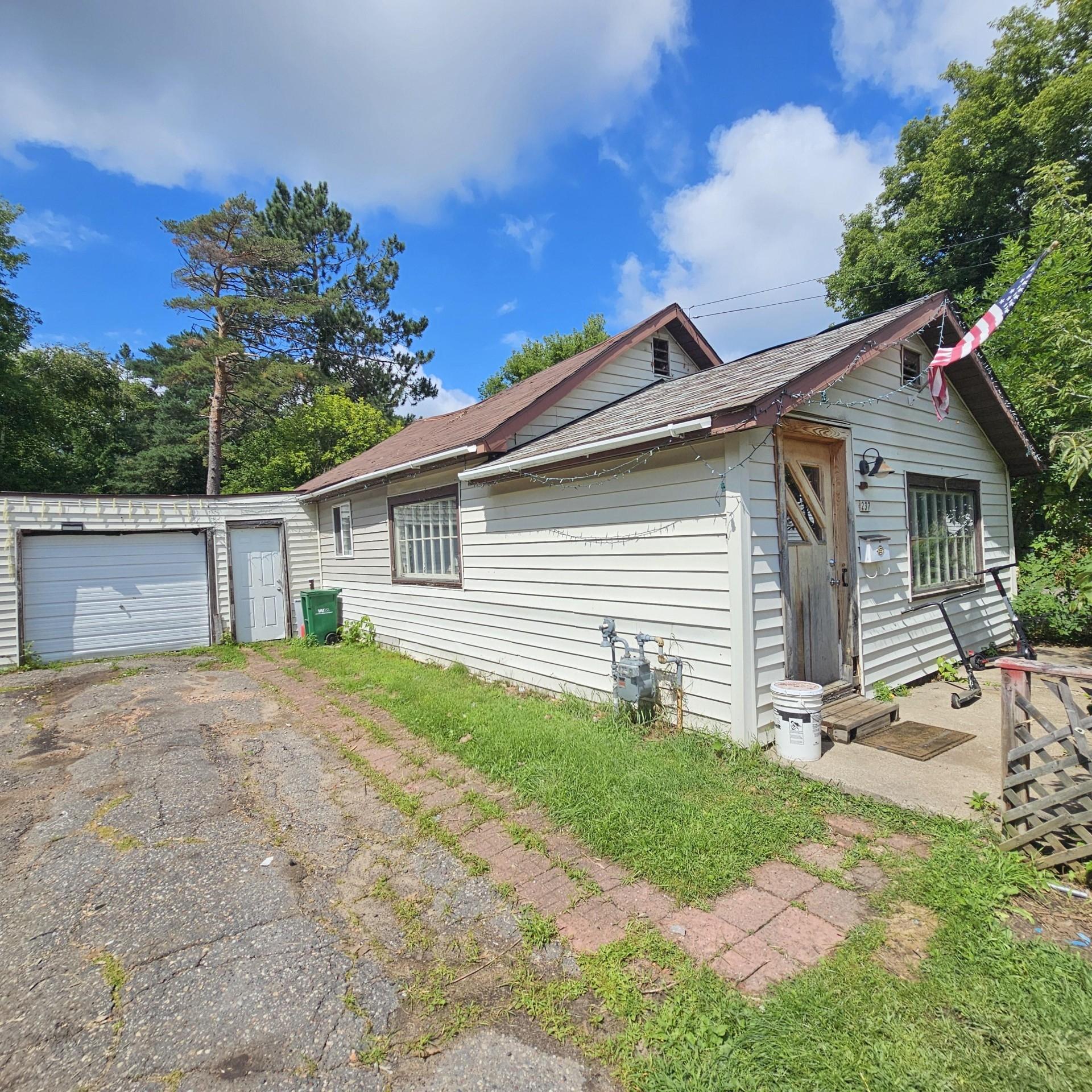 237 Maple Street Rhinelander, WI 54501 - Photo 1 of 12 Gallery Image 1