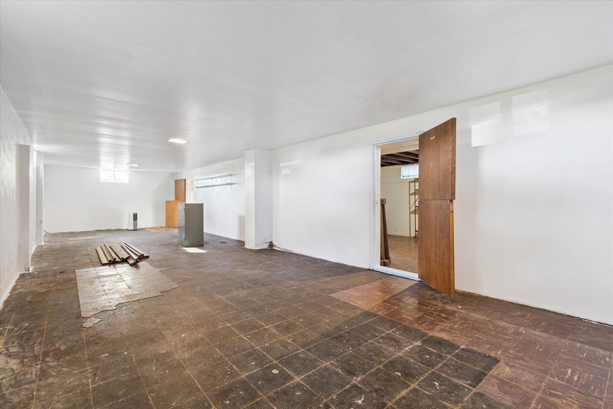 69054 Brady Road Edwardsburg, MI 49112 - Photo 24 of 38 25-69054-Brady-Rd-Edwardsburg-MI-49112-W