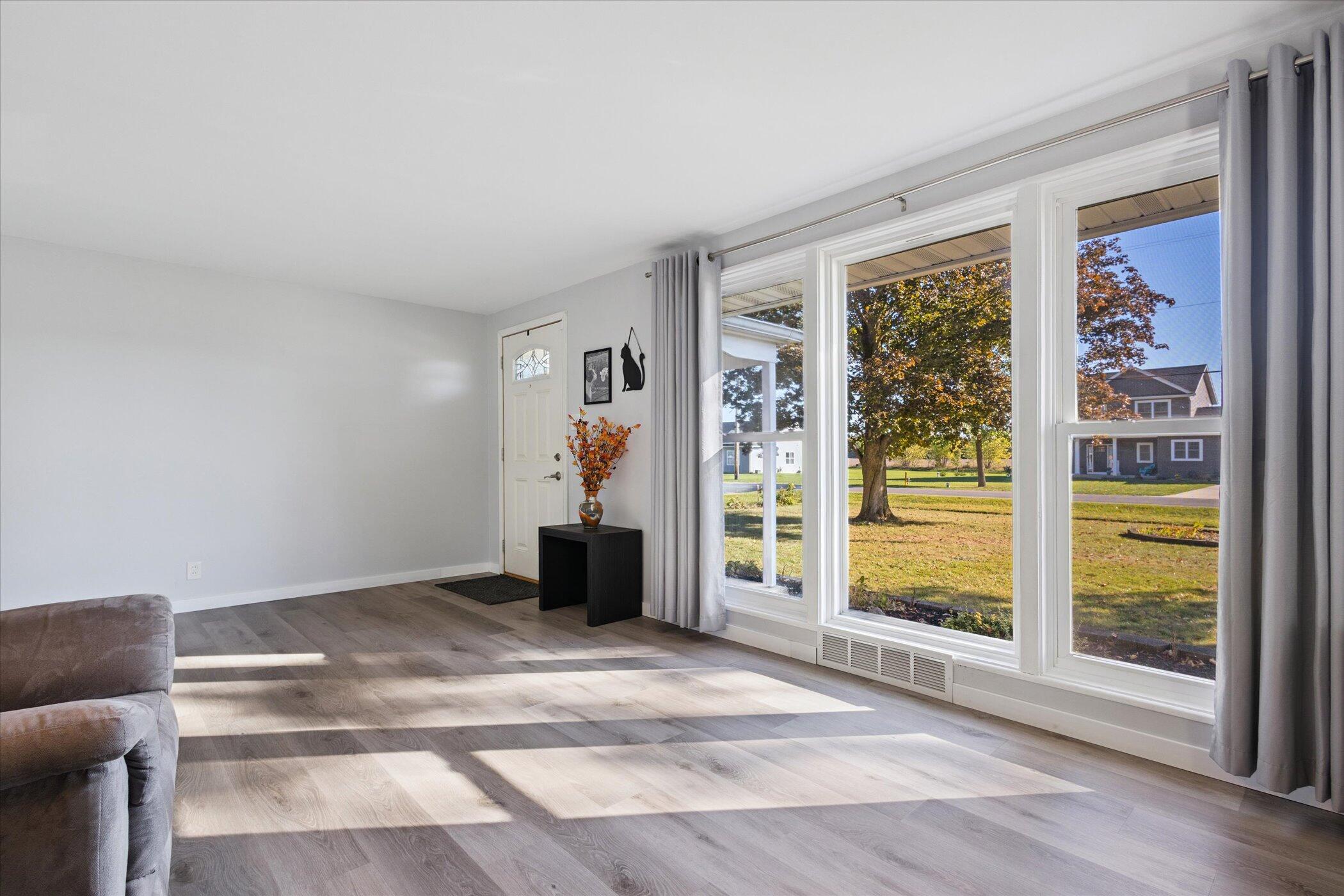 69054 Brady Road Edwardsburg, MI 49112 - Photo 8 of 38 09-69054-Brady-Rd-Edwardsburg-MI-49112-W