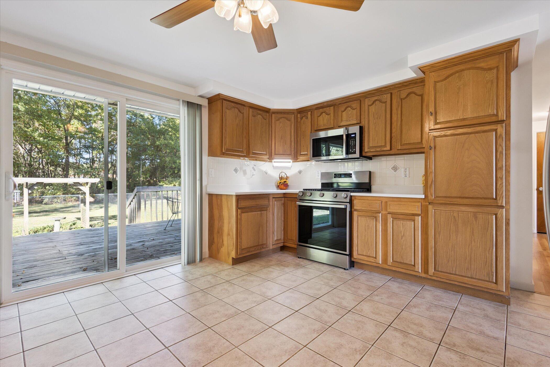 69054 Brady Road Edwardsburg, MI 49112 - Photo 9 of 38 10-69054-Brady-Rd-Edwardsburg-MI-49112-W