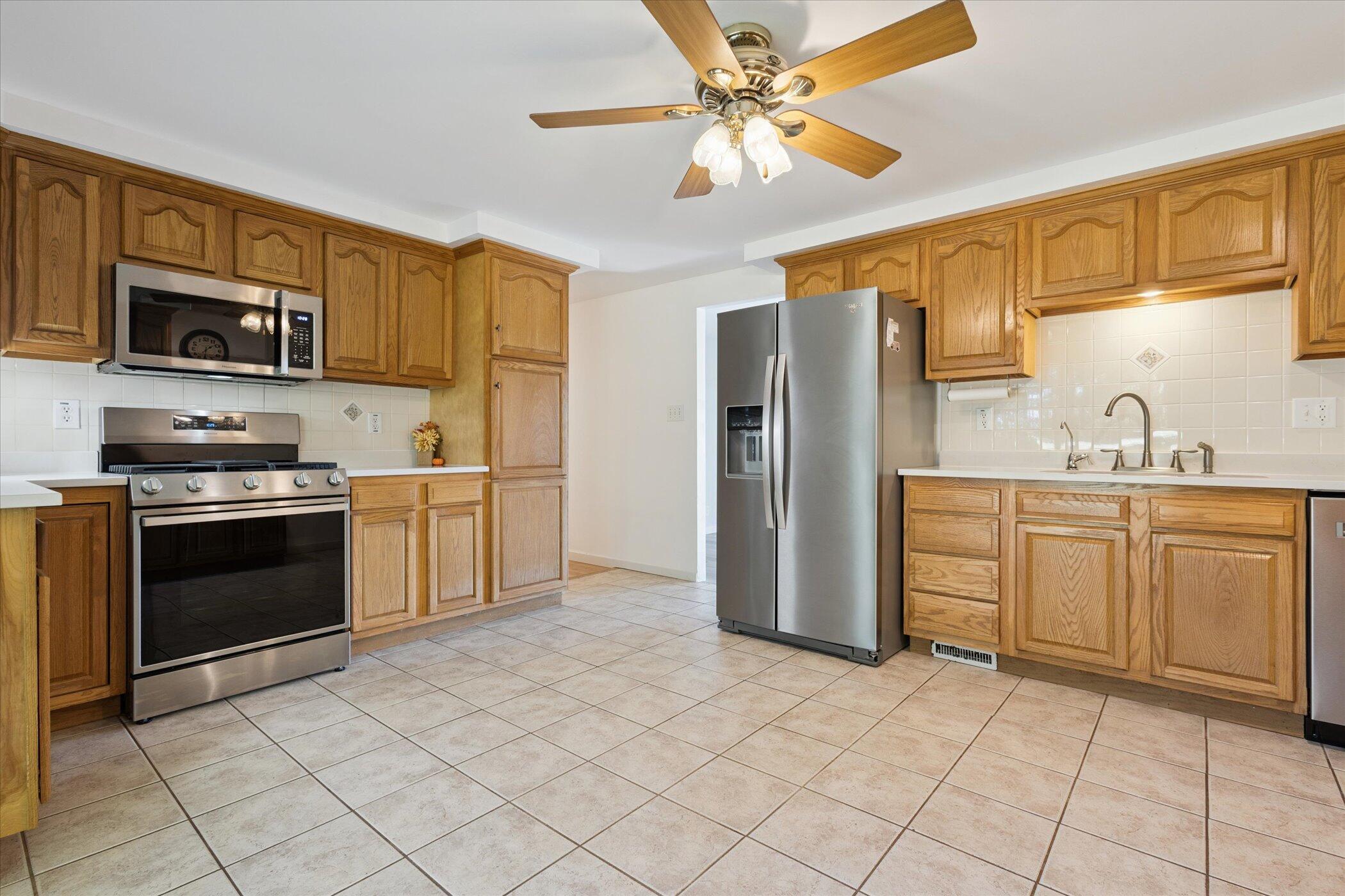 69054 Brady Road Edwardsburg, MI 49112 - Photo 10 of 38 11-69054-Brady-Rd-Edwardsburg-MI-49112-W