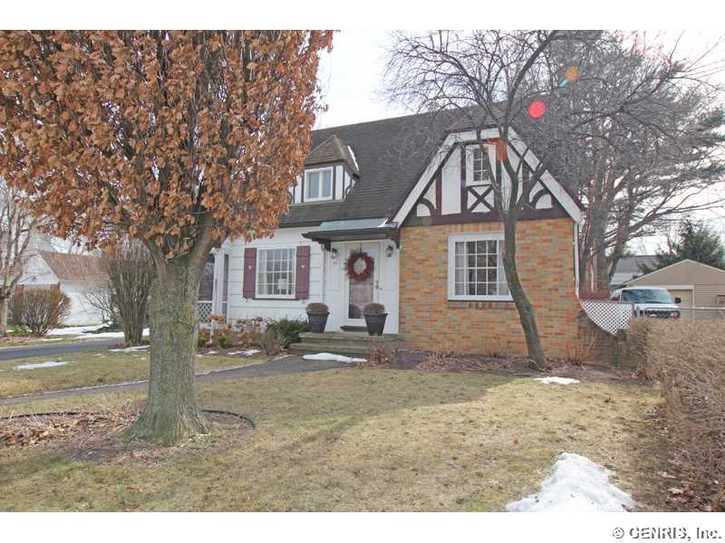 49 Yorkshire Road Irondequoit, NY 14609 - Photo 1 of 1 Exterior Front.