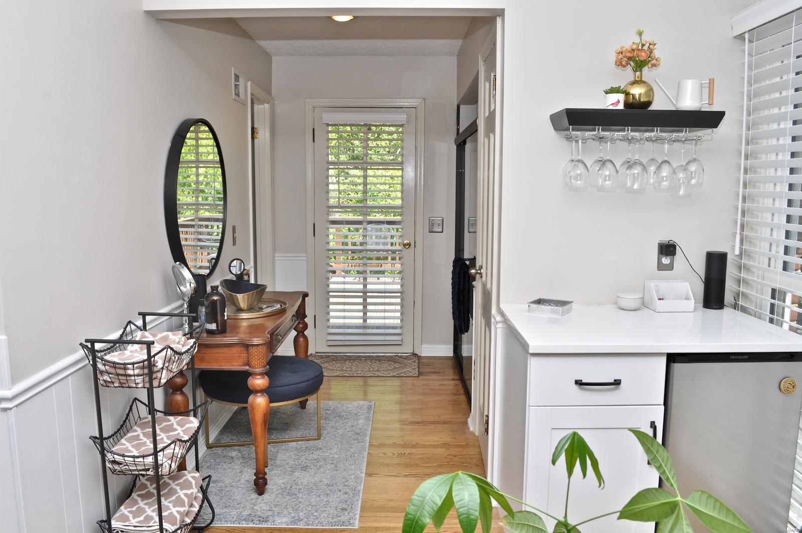 14591 Ladue Road Chesterfield, MO 63017 - Photo 16 of 44