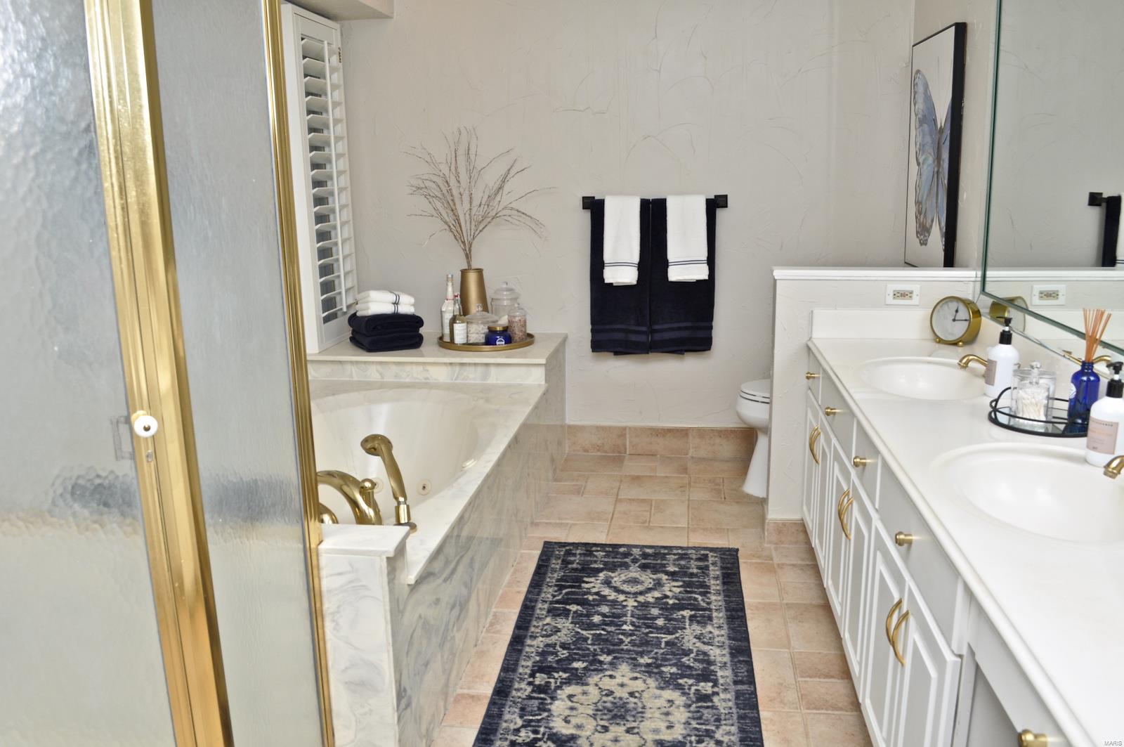 14591 Ladue Road Chesterfield, MO 63017 - Photo 21 of 44