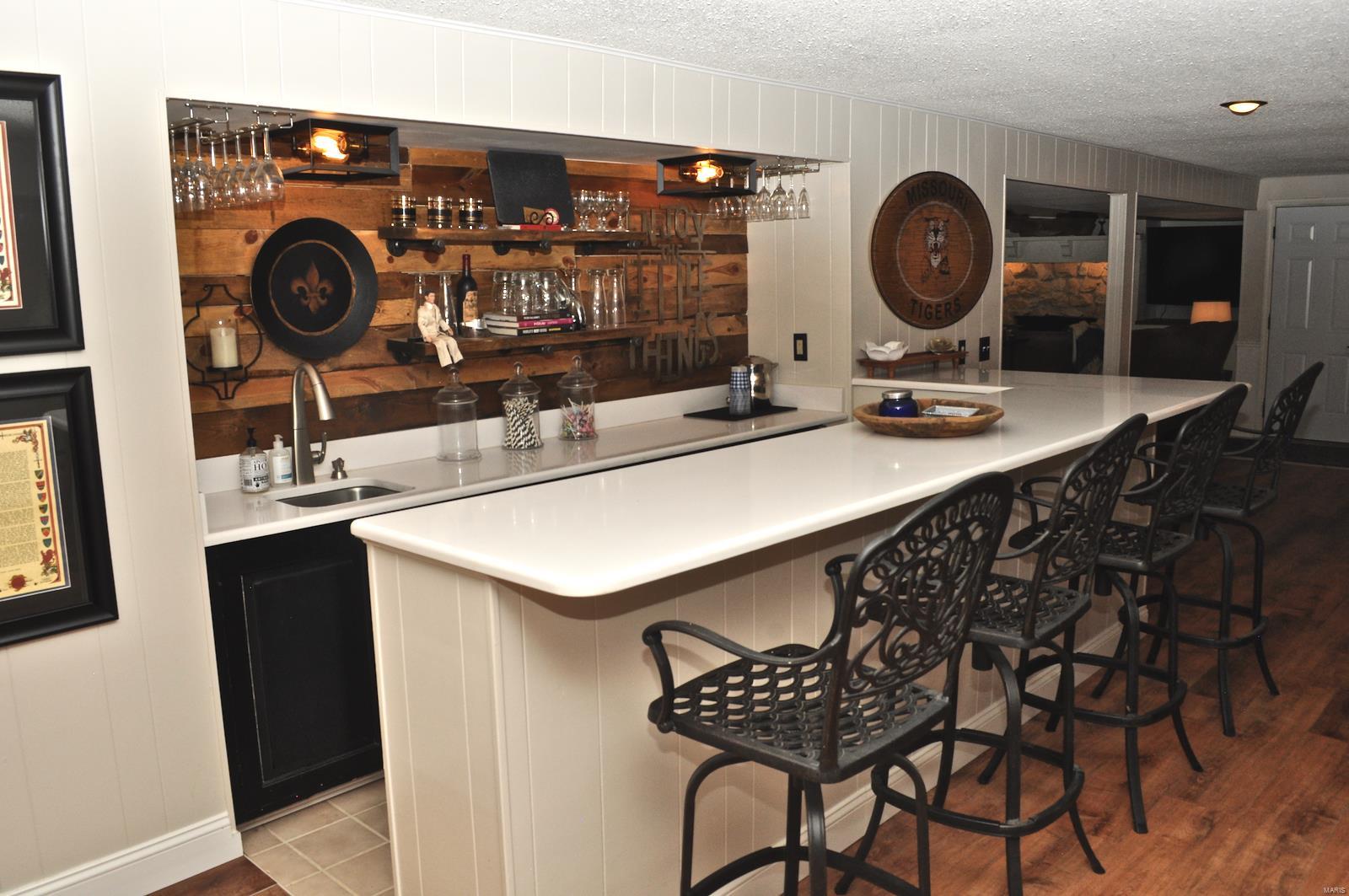 14591 Ladue Road Chesterfield, MO 63017 - Photo 26 of 44