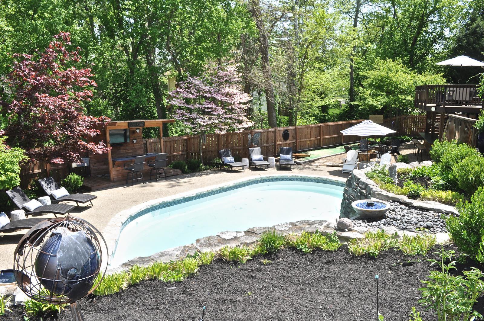 14591 Ladue Road Chesterfield, MO 63017 - Photo 42 of 44