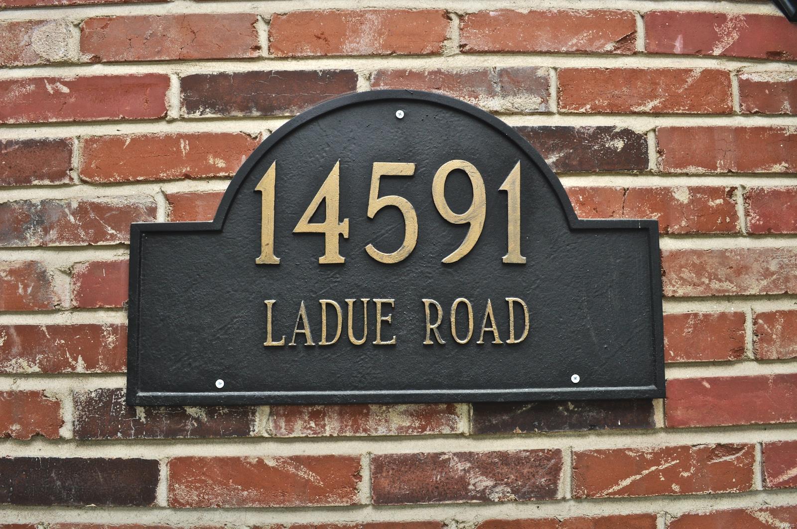 14591 Ladue Road Chesterfield, MO 63017 - Photo 5 of 44