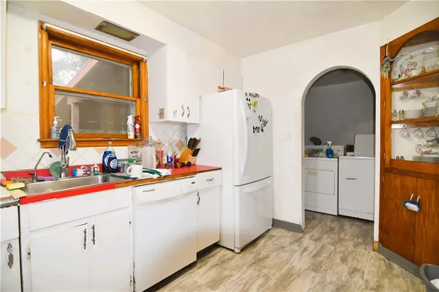 $383,000 | 7200 East 102nd Street, Kansas City, MO 64134