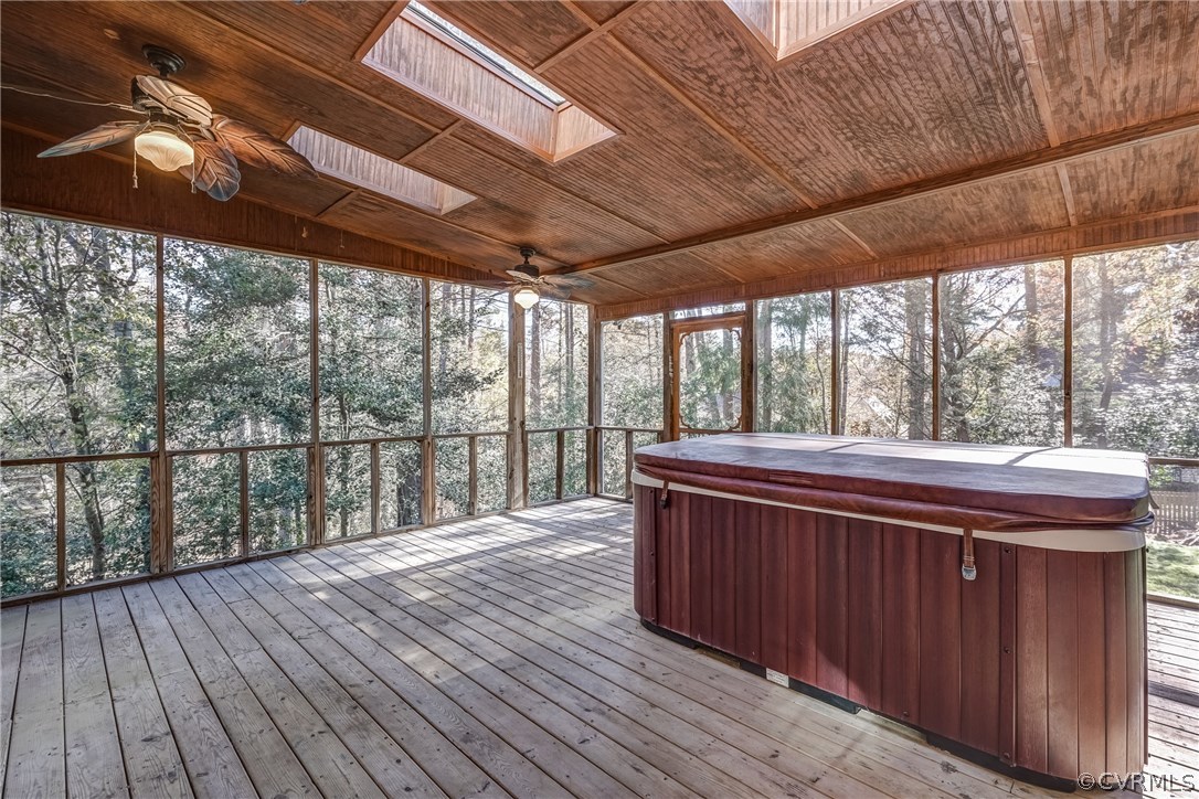 6205 Lansgate Road Midlothian, VA 23112 - Photo 45 of 50 a view of balcony with wooden floor
