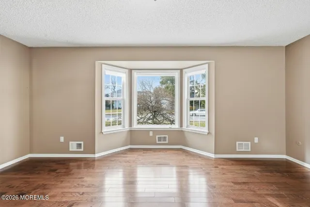 $3,000 | 1161 Anthony Court, Lakewood, NJ 08701