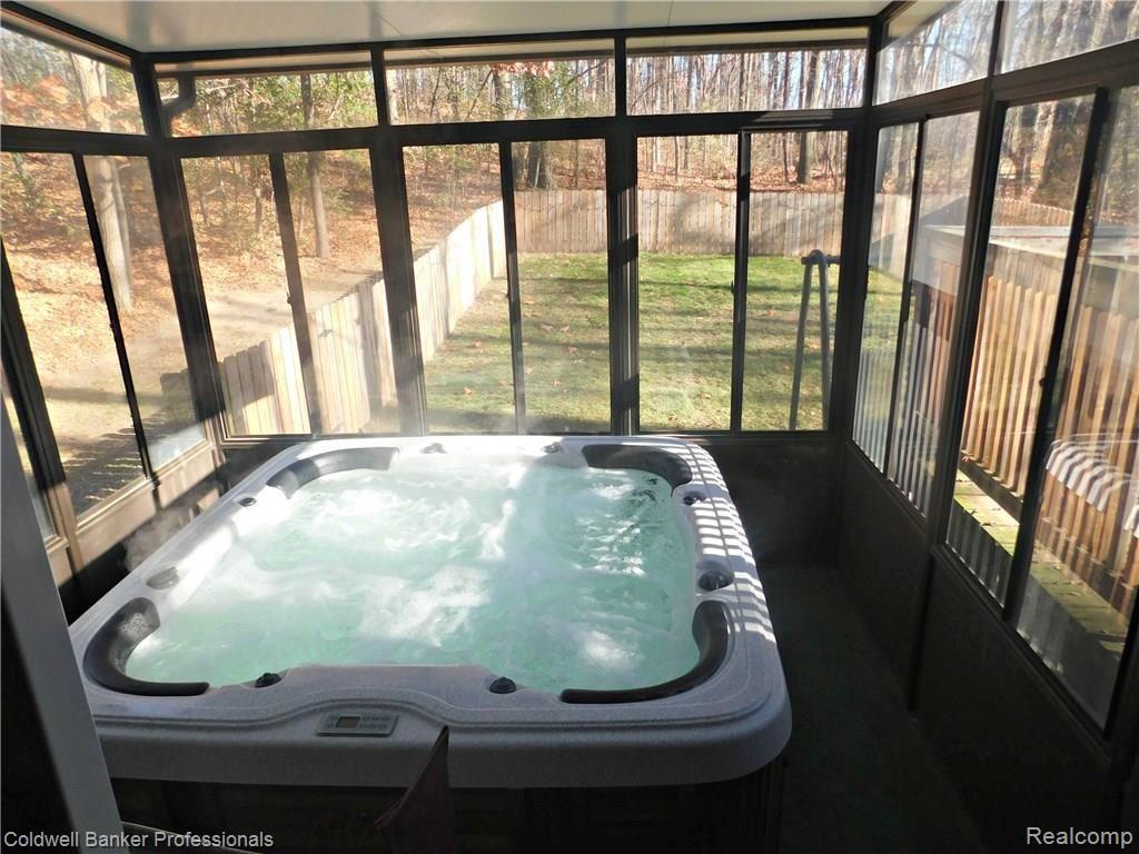 9660 Andersonville Road Clarkston, MI 48346 - Photo 40 of 53 hot tub1.JPG