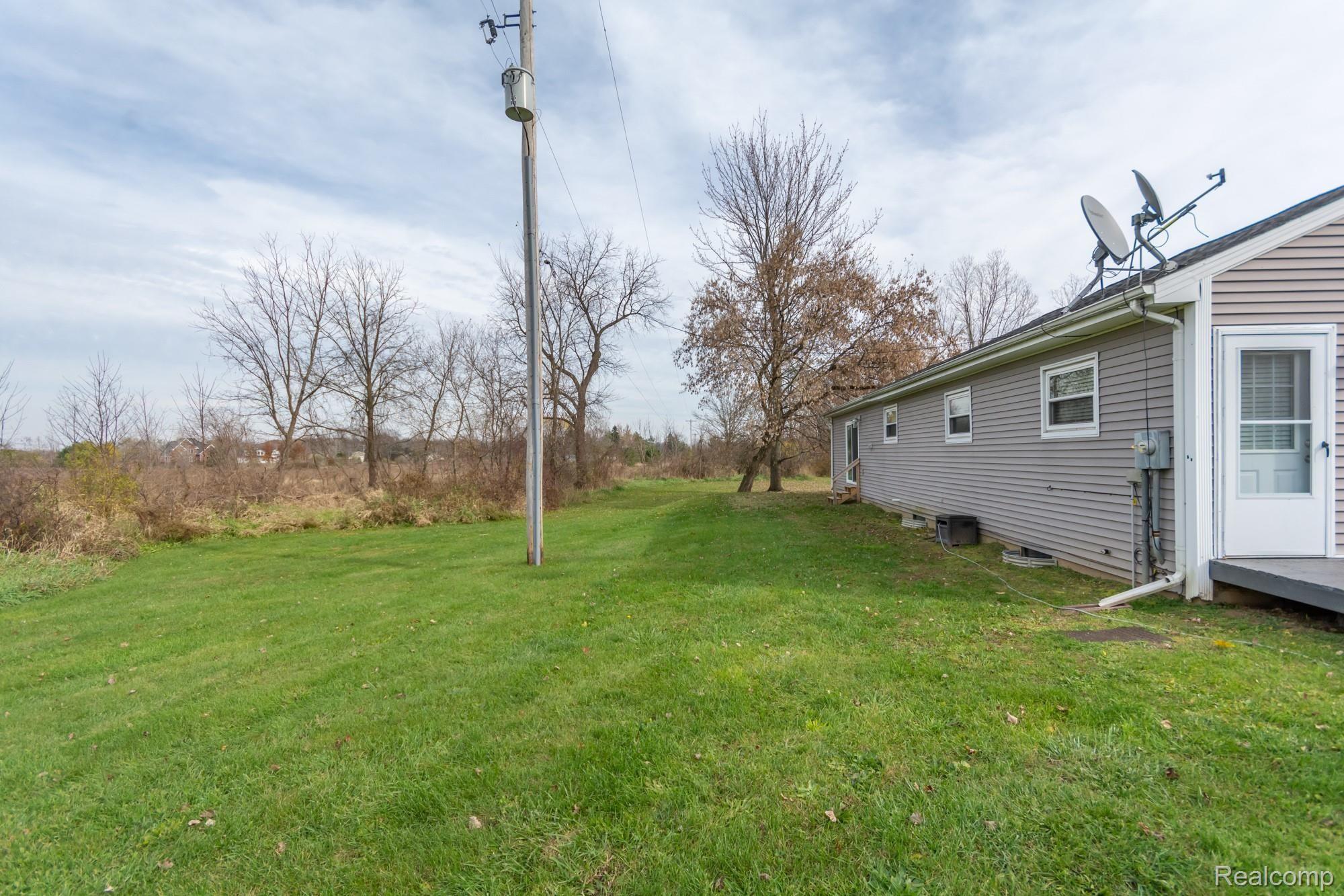 3801 Lansing Road Bancroft, MI 48414 - Photo 32 of 34 DSC_6405.jpg