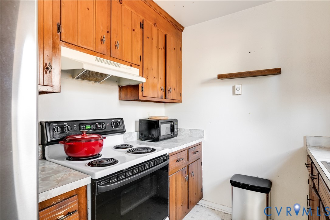 926 Marblethorpe Road North Chesterfield, VA 23236 - Photo 8 of 29