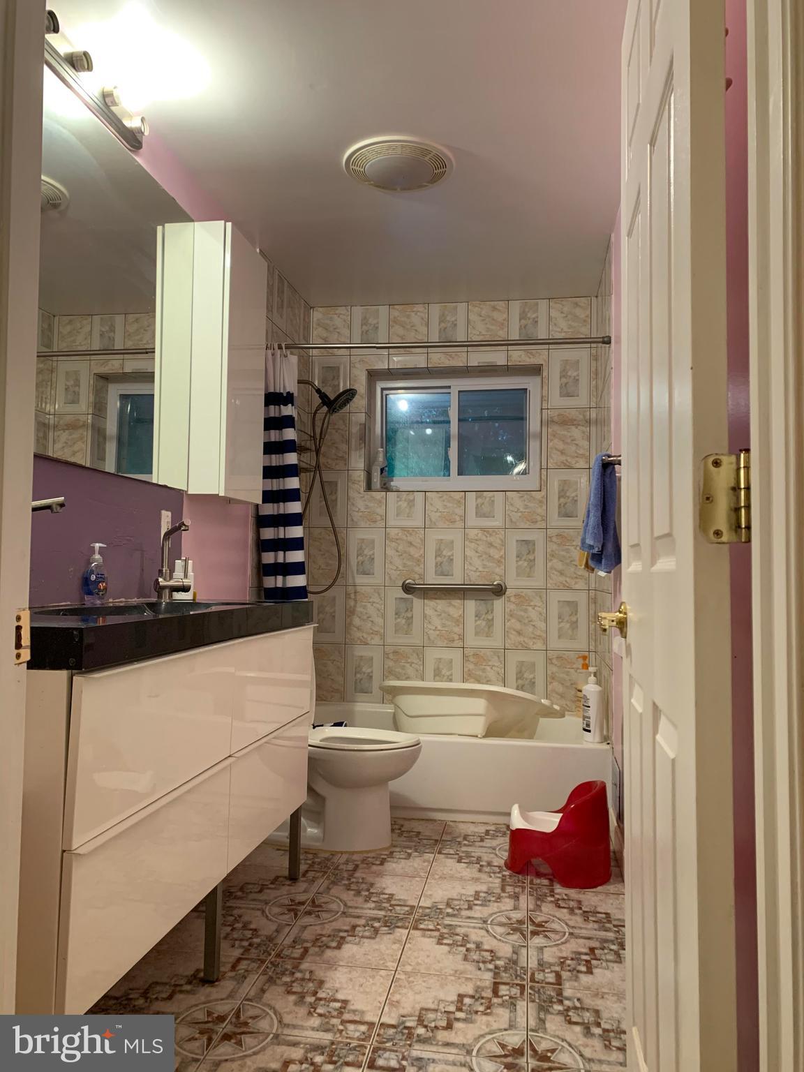 6910 Bright Avenue McLean, VA 22101 - Photo 12 of 27