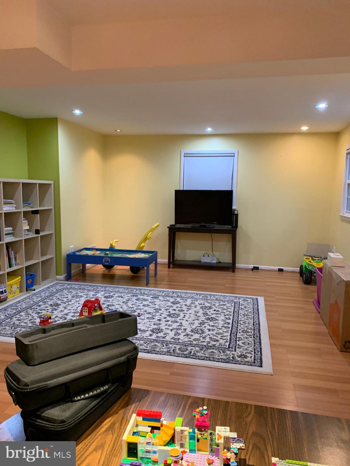 6910 Bright Avenue McLean, VA 22101 - Photo 16 of 27