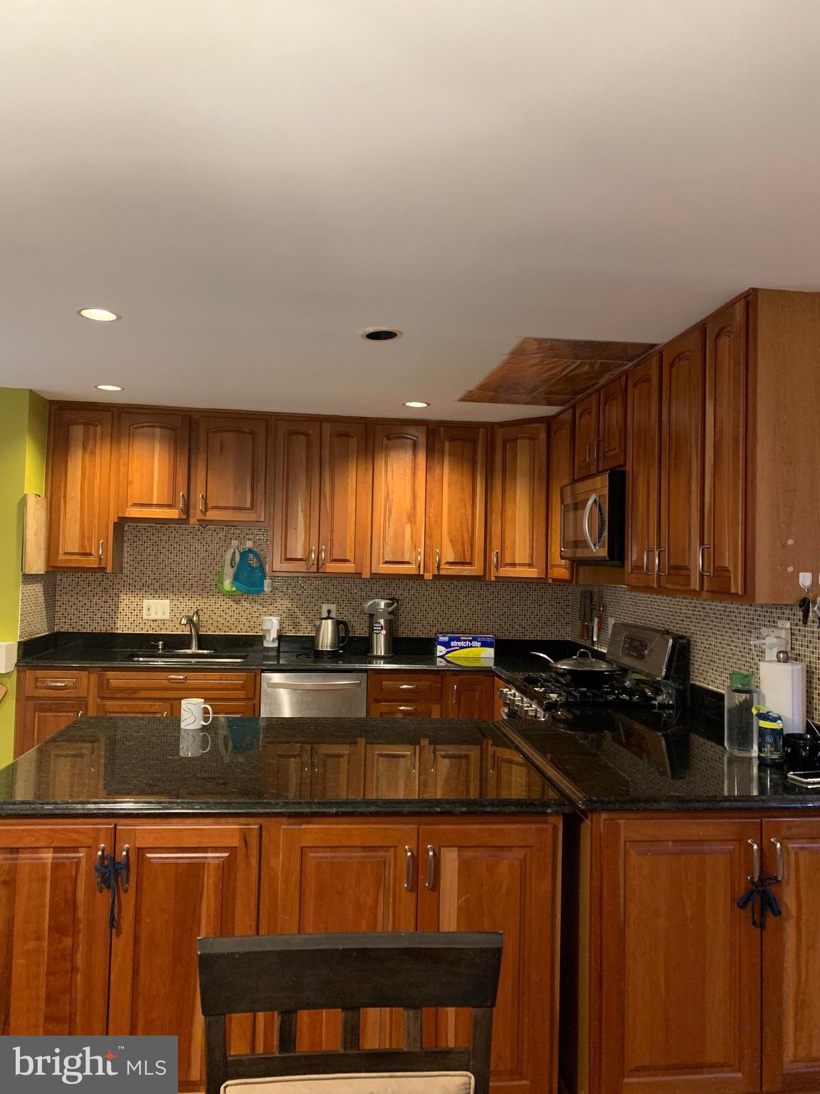 6910 Bright Avenue McLean, VA 22101 - Photo 5 of 27