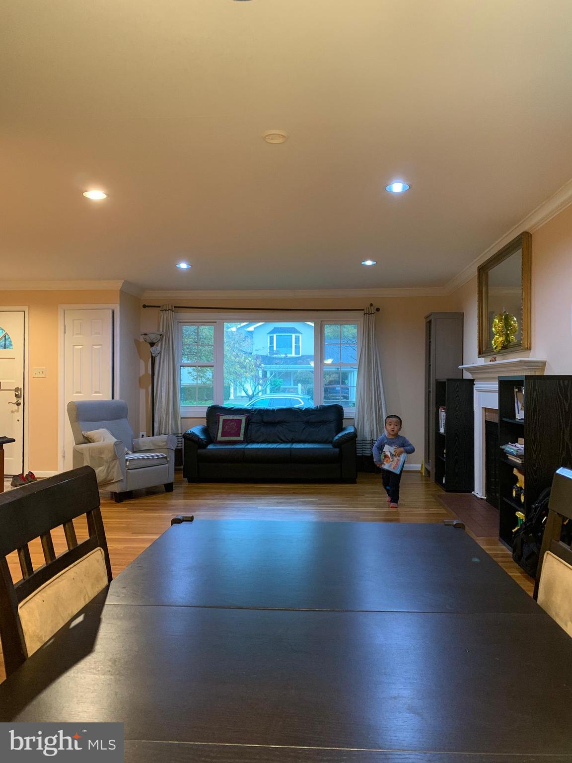 6910 Bright Avenue McLean, VA 22101 - Photo 6 of 27