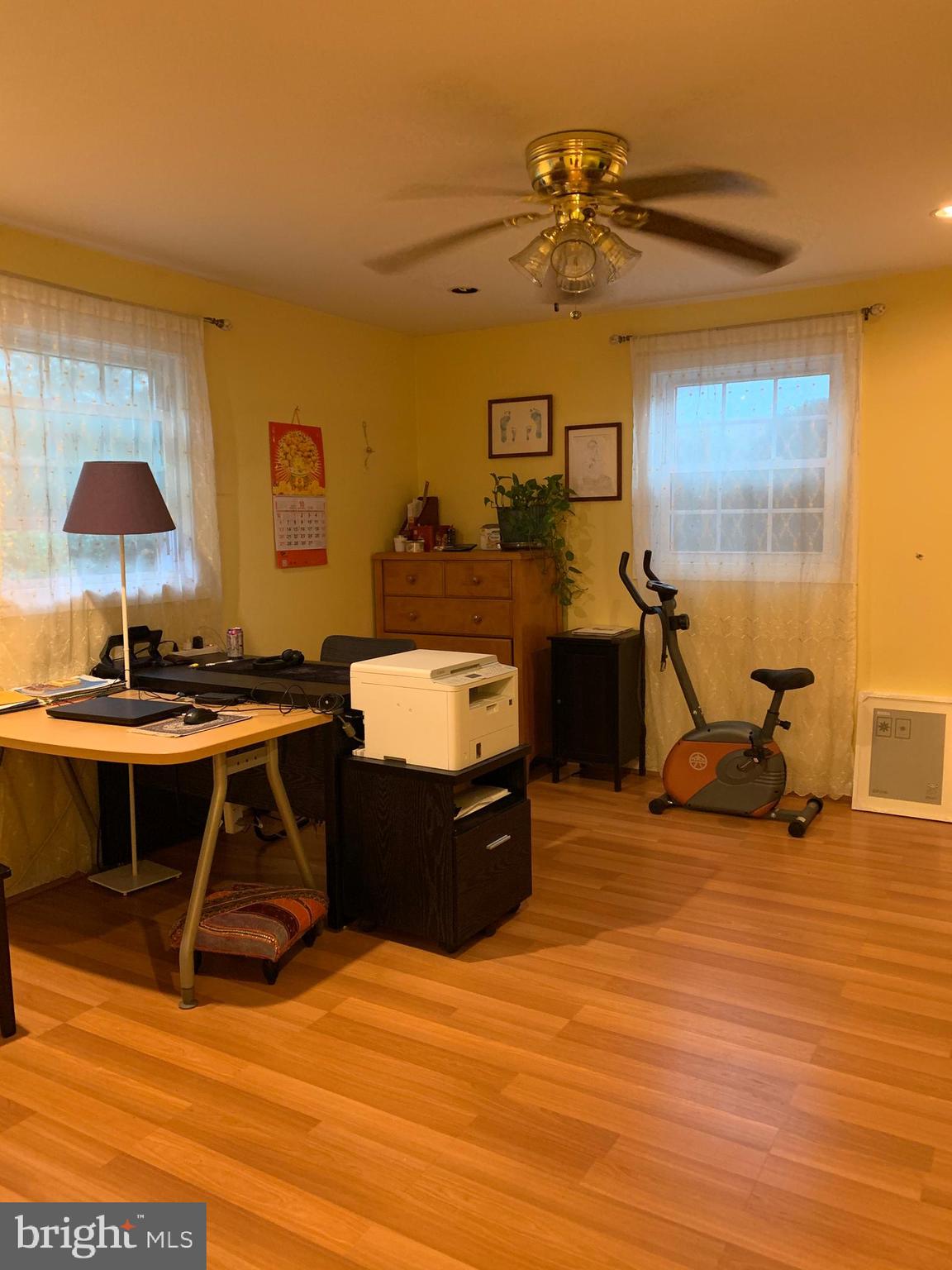 6910 Bright Avenue McLean, VA 22101 - Photo 8 of 27