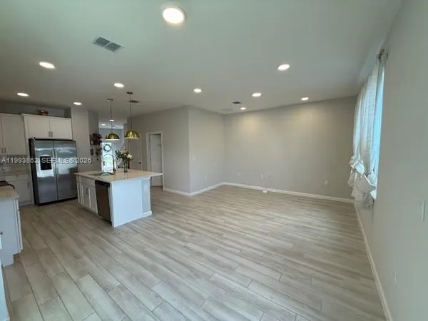 $3,000 | Hickory Hut, Winter Garden, FL 34787