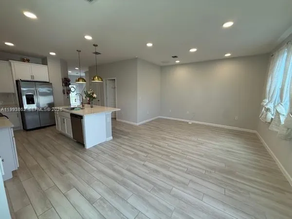 $3,000 | Hickory Hut, Winter Garden, FL 34787