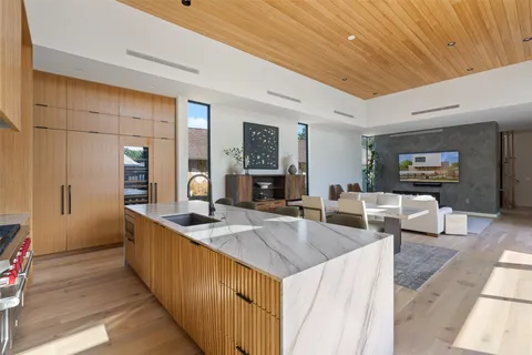 $3,499,000 | 910 West Johanna Street, Austin, TX 78704