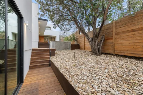 $3,499,000 | 910 West Johanna Street, Austin, TX 78704