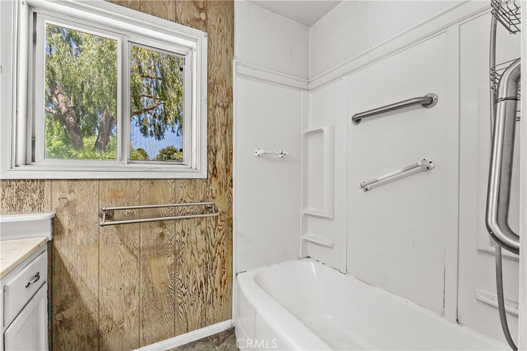 1920 Faust Avenue Long Beach, CA 90815 - Photo 14 of 36