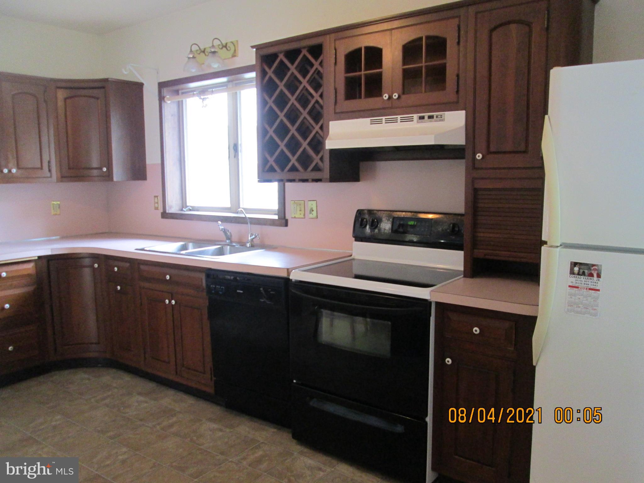 317 State Street Shillington, PA 19607 - Photo 12 of 48