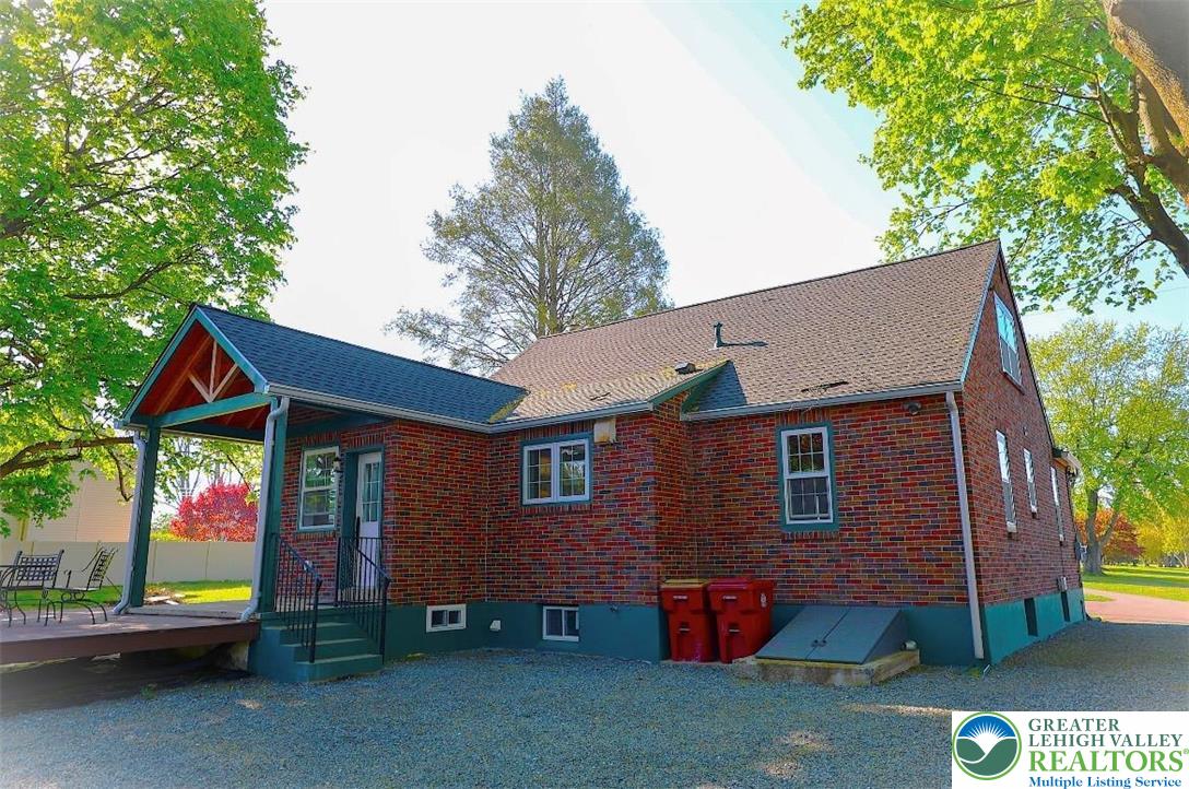 1601 Lieb Road Easton, PA 18040 - Photo 39 of 49 back of house
