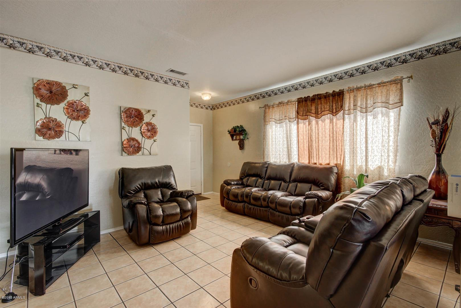 11167 West Coronado Road Avondale, AZ 85392 - Photo 5 of 24 Coronado (5)