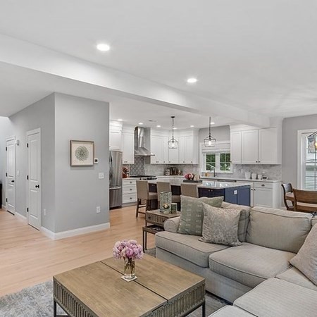 24 Hapgood Road Worcester, MA 01605 - Photo 6 of 40 Gallery Image 6