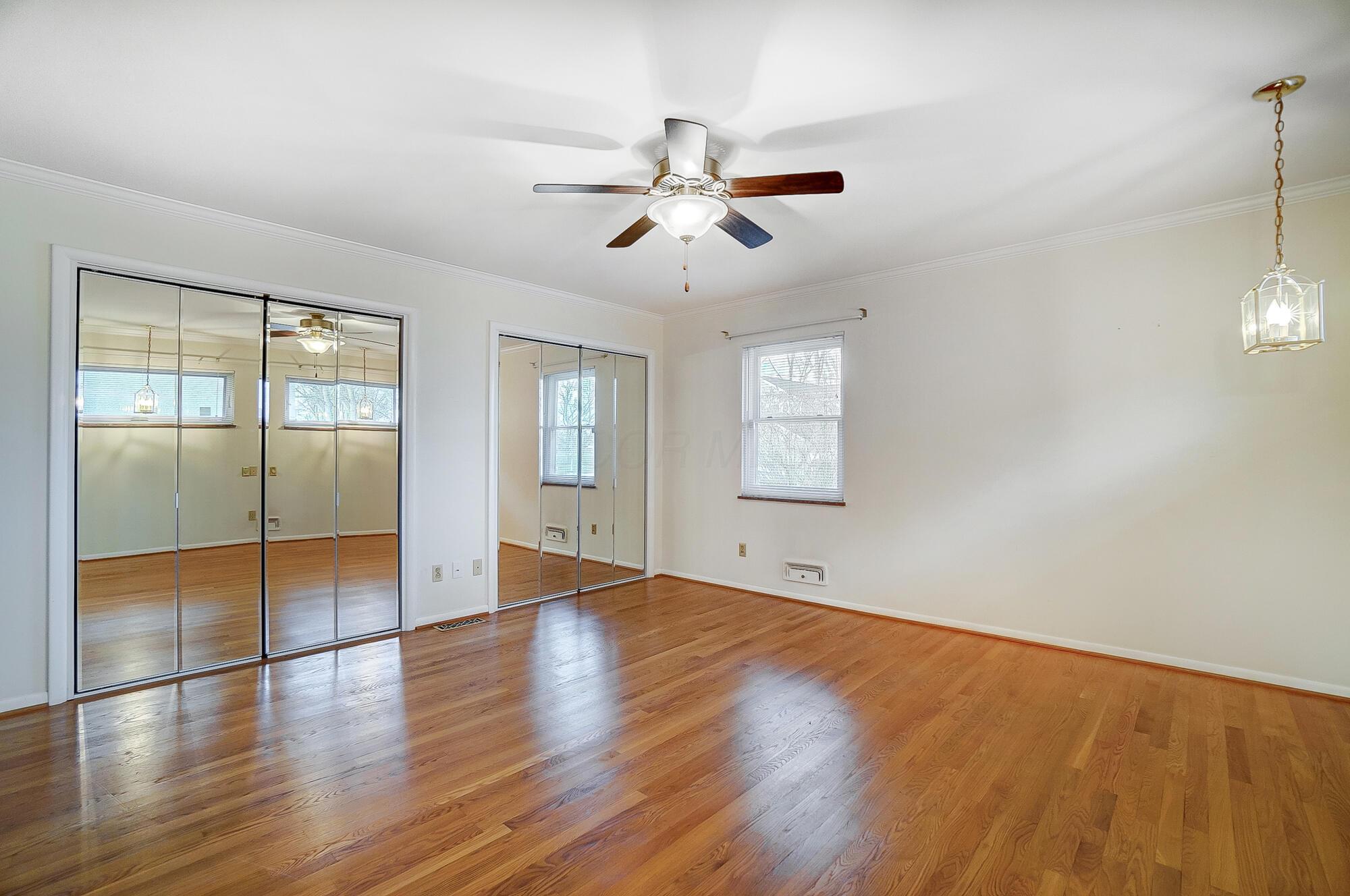 2709 Berwyn Road Columbus, OH 43221 - Photo 30 of 67 030
